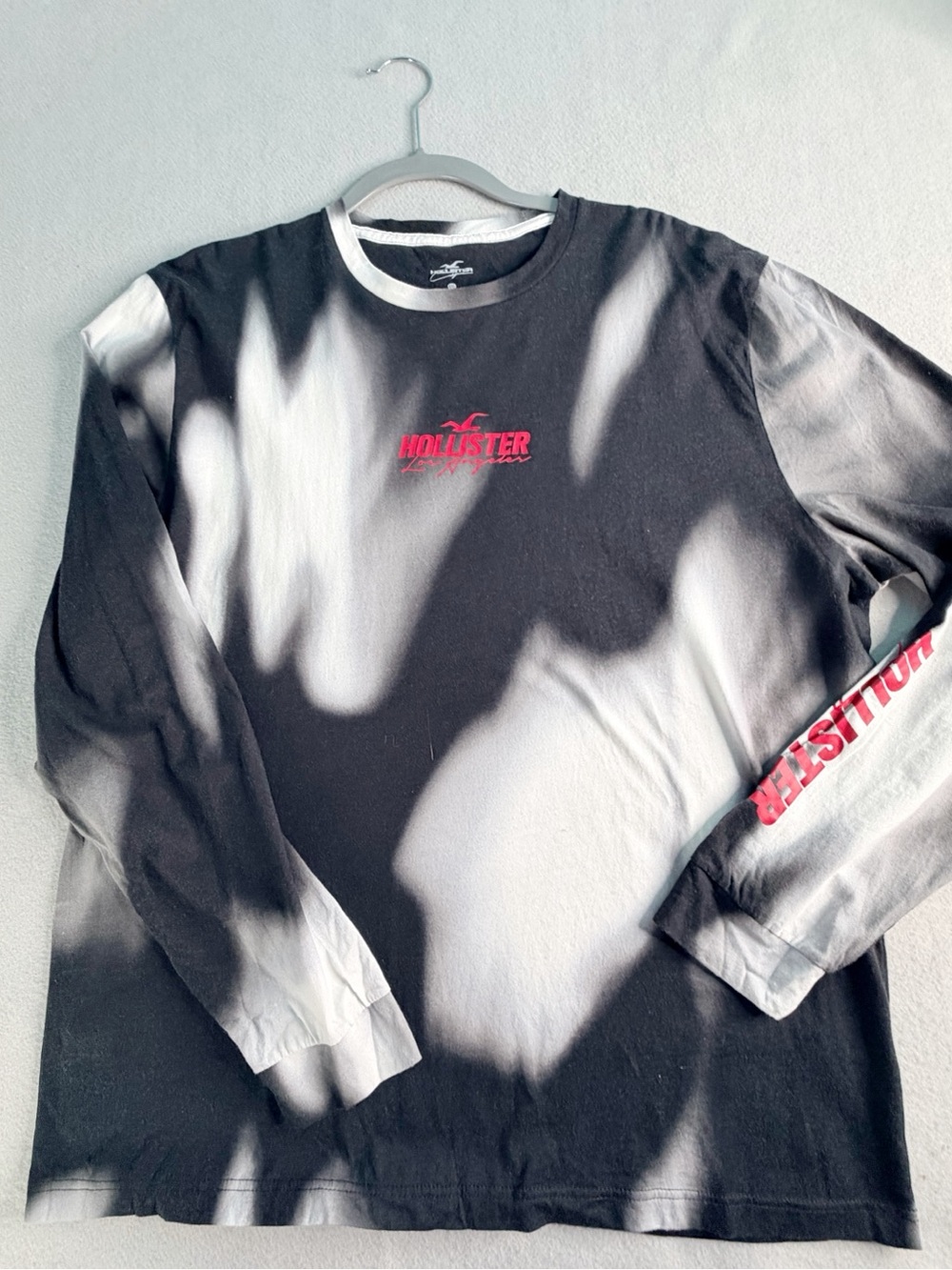 Hollister Chest Sleeve Logo Acid Wash Long Sleeve Top Black White Mens XXL NWOT